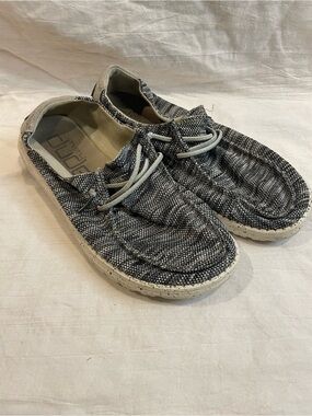 Hey Dude Wendy Sox Dark Grey Slip On Loafers Women’s Size 8 Lightweight